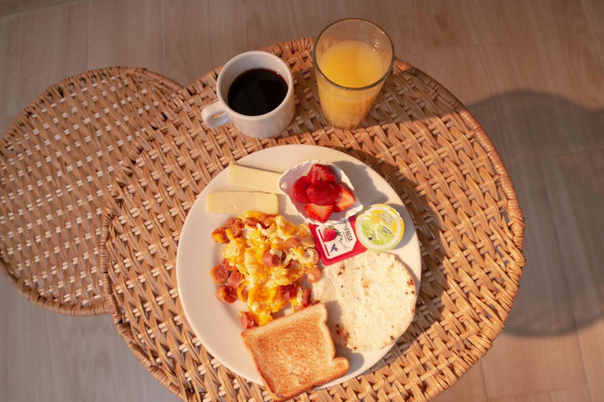 La Casona Hotel Boutique 메딜린 외부 사진